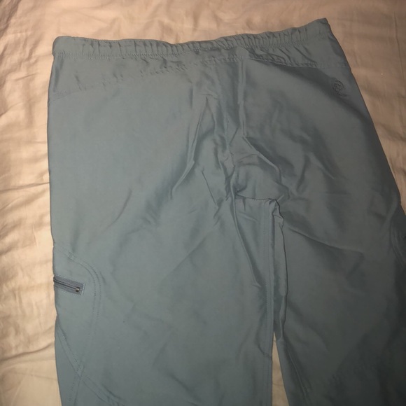 Patagonia medium spandex pants (WOMEN) - Picture 5 of 5